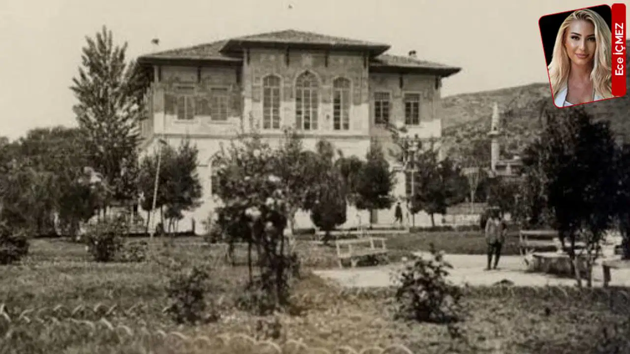 Menteşe Belediyesi'nin Tarihi Hizmet Binasına Beş Gün İçerisinde Vakıf Tapusu Verildi