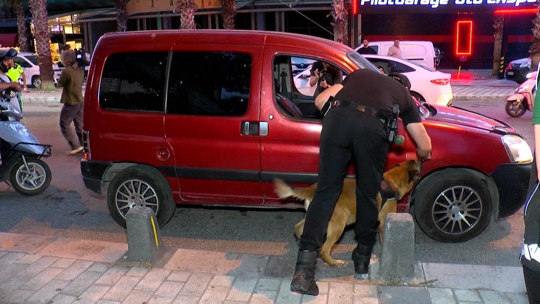 İstanbul Selami Yildiz Polis Şefi, Bagcilar ve Kucukcekmece Denetime Katıldı 2