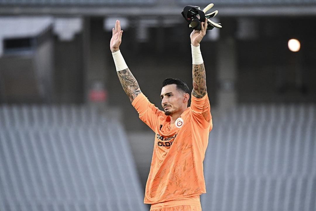 Fenerbahce Ali Koç Hakan Çalhanoğlu Başkanı'nı duyurdu! Alev aldı ... Sen Galatasaray'sın, Fenerbahce'ye gelmek ister misin? 4 dedim