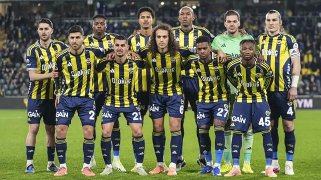 Fenerbahçe’de ilk ayrılık kesinleşti! Yıldız isim ülkesine dönüyor